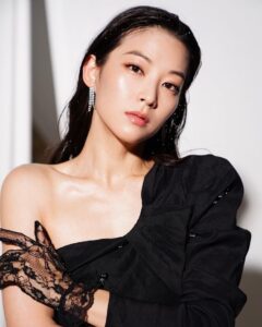 25 Hot&Sexy Asian Women and Girls | WomenExpert